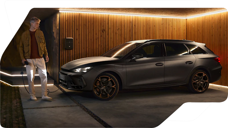 cupra-leon-st-e-ss-ci-lifestyle-201-hws-header_3840%E2%80%8A%C3%97%E2%80%8A2160